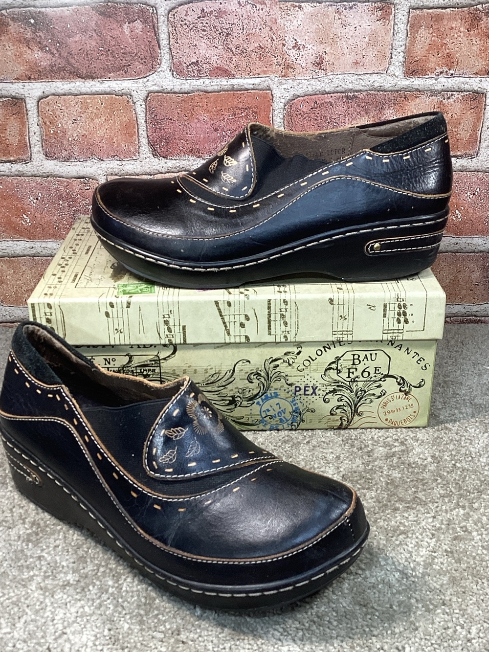 L’Artiste by Spring Step Burbank womens slip on Clogs size 40 eu size 9.5-10 us